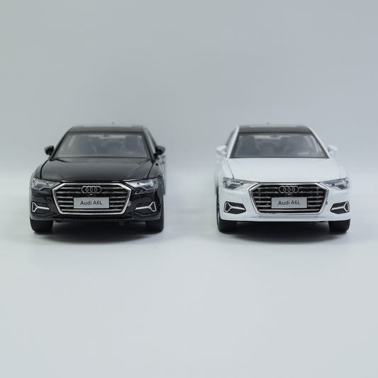 1:24 Audi Musical Toy Car