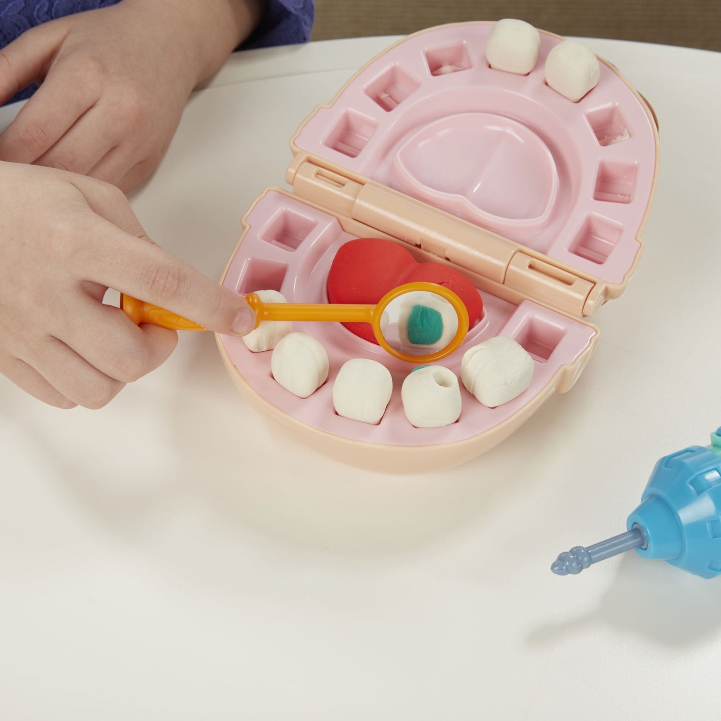 Hasbro Play-Doh Doctor Drill 'n Fill Dentist Set