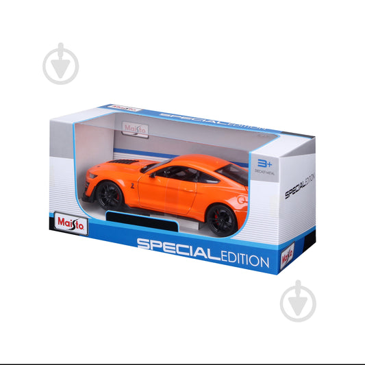 Maisto 1:24 Ford Mustang Shelby GT500 Die-Cast Model Orange