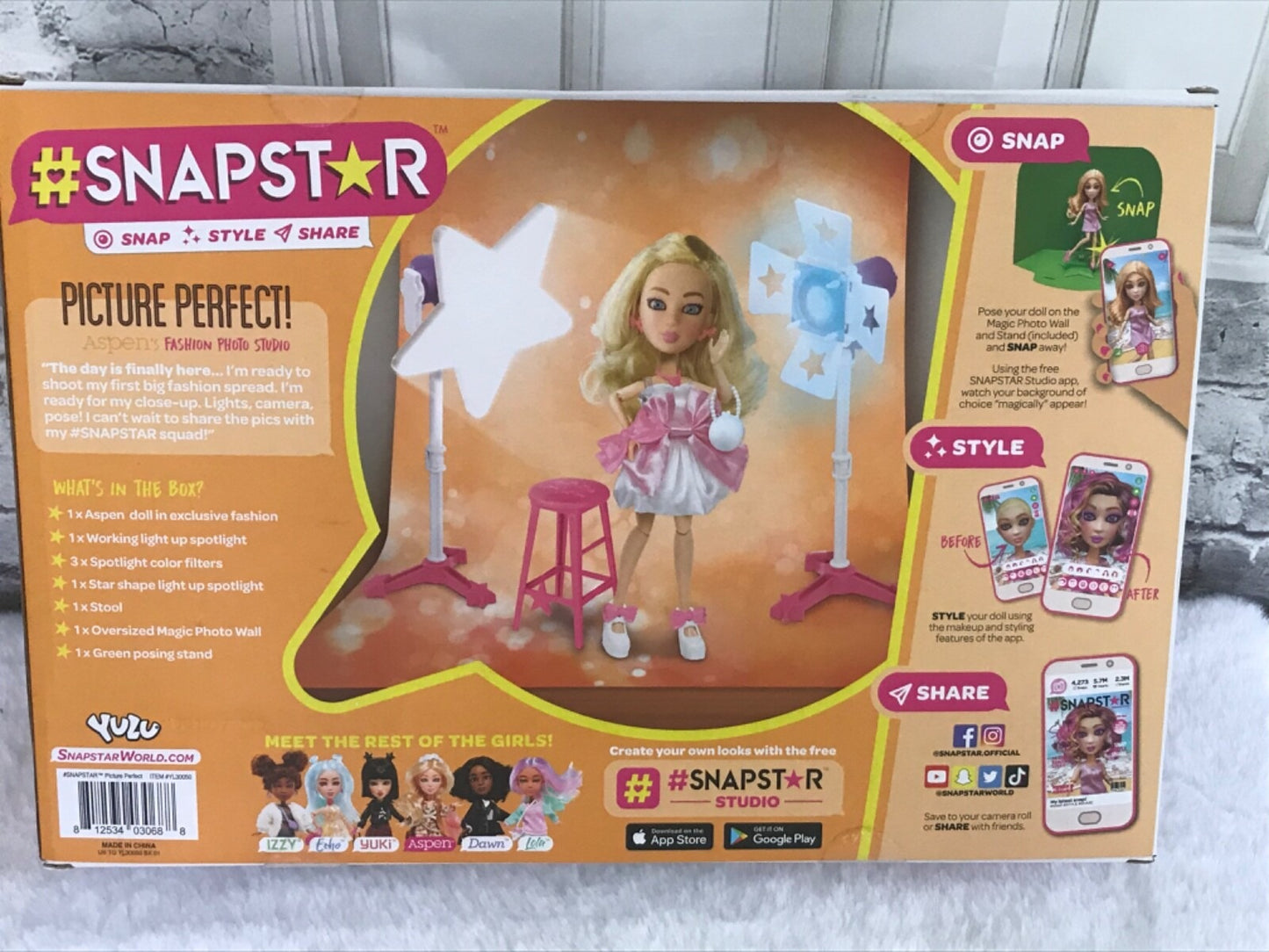 Snapstar Photo Studio Fashion Doll Playset