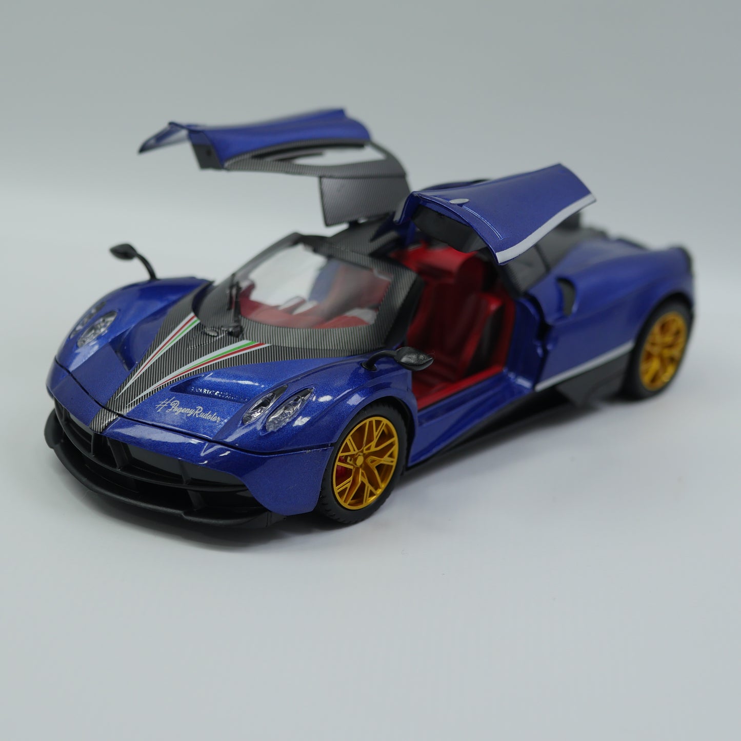 1:24 Musical Pagani Die-Cast Model Car - Assorted Color