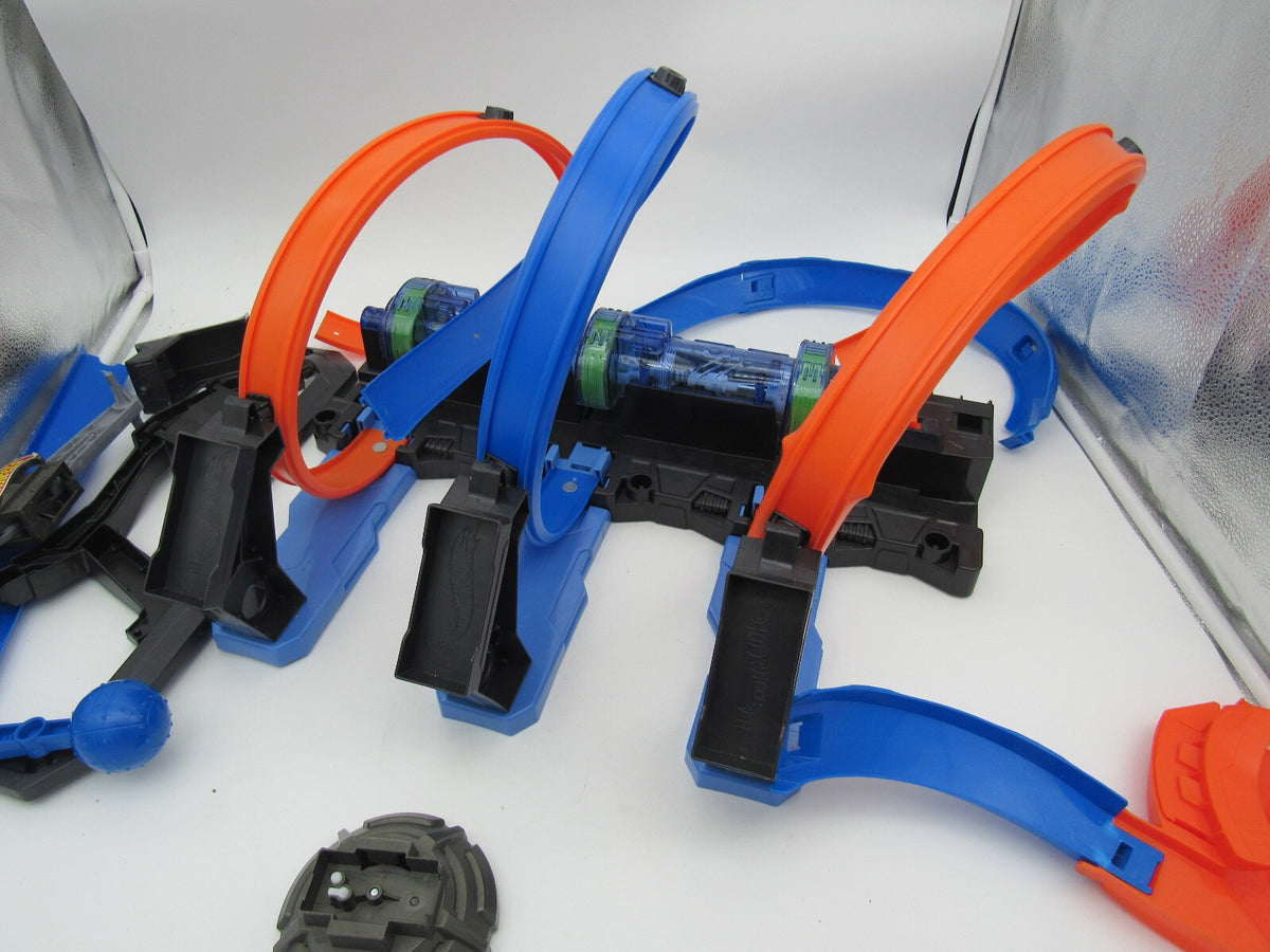 Hot Wheels Action Multi-Loop Track Set