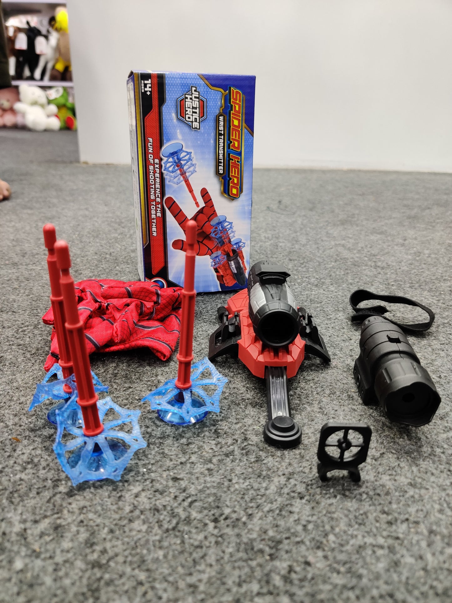 Spiderman Wrist Web Shooter Toy Set with Glove & Projectile Darts