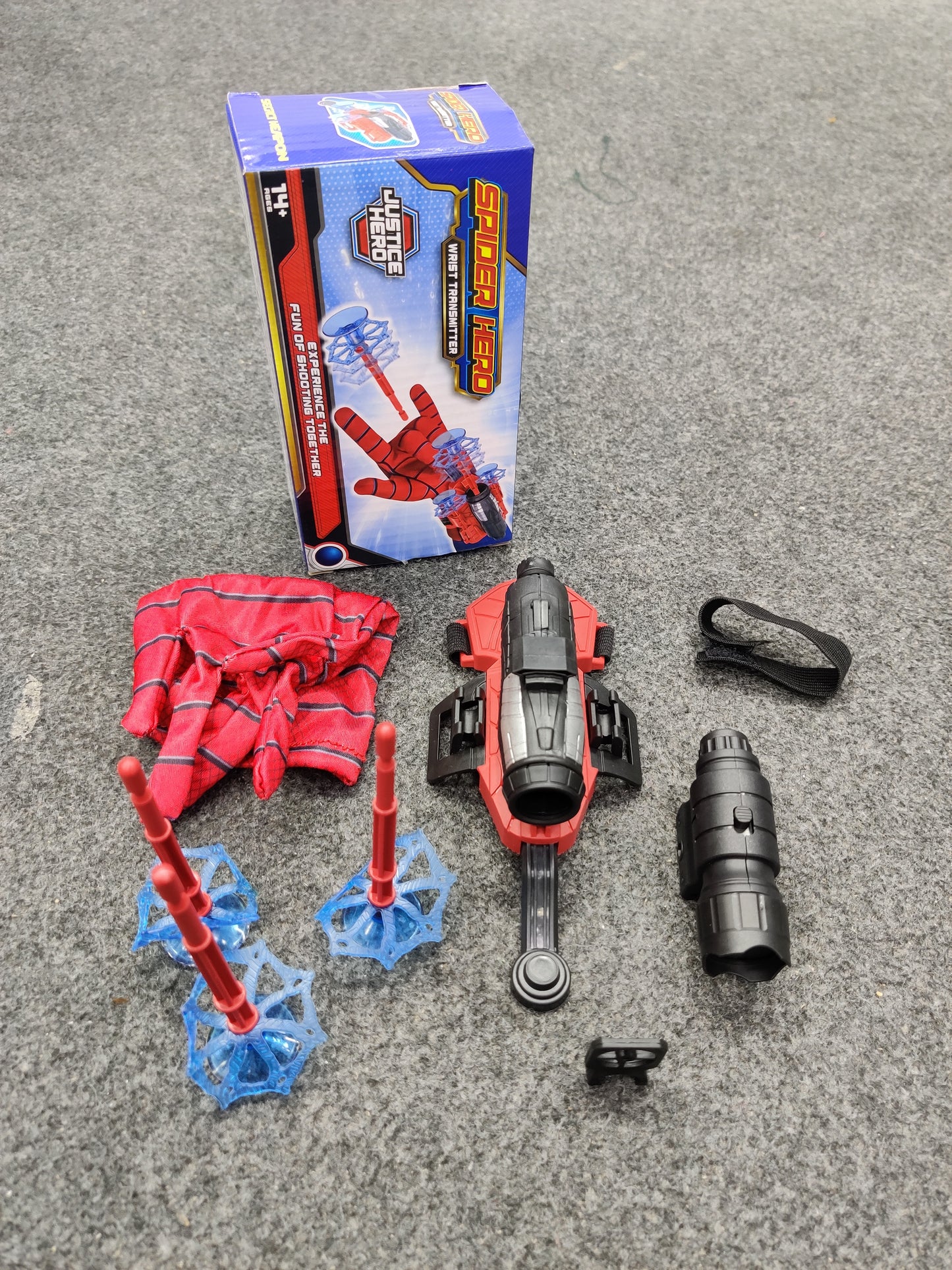 Spiderman Wrist Web Shooter Toy Set with Glove & Projectile Darts