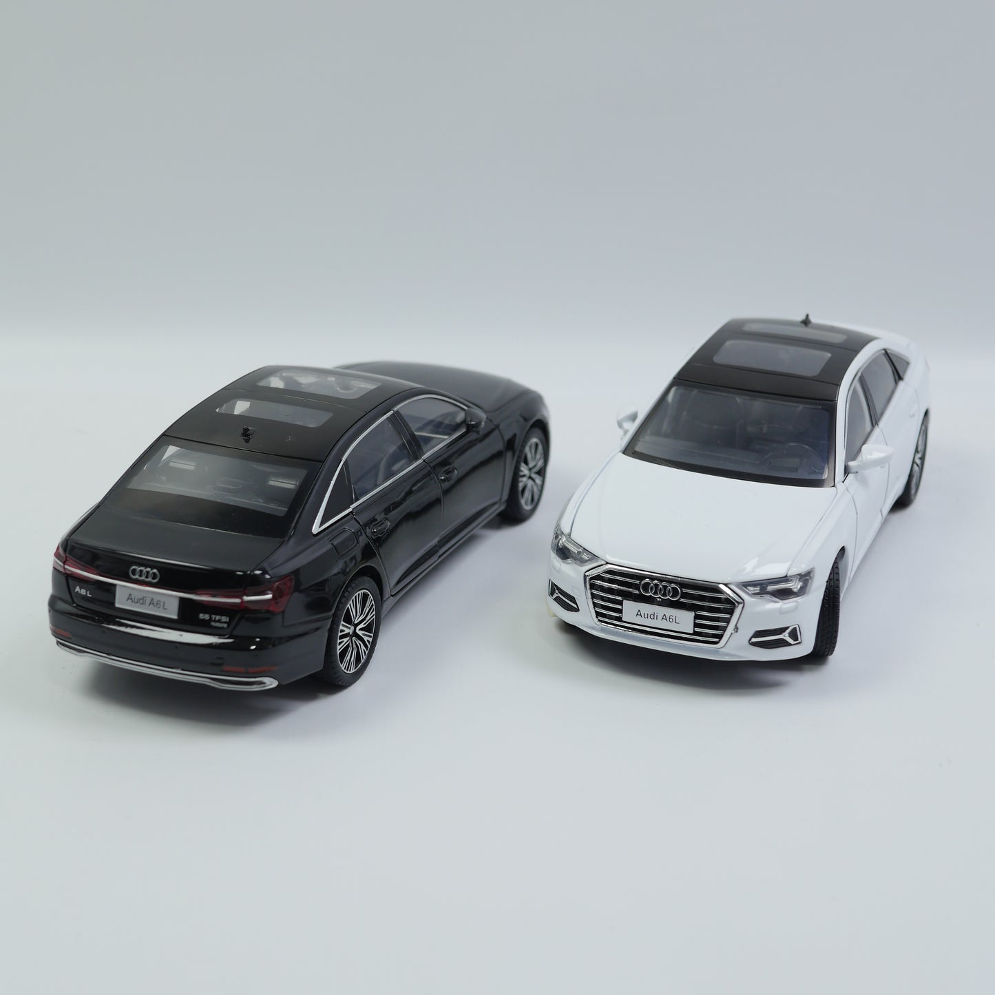 1:24 Audi Musical Toy Car