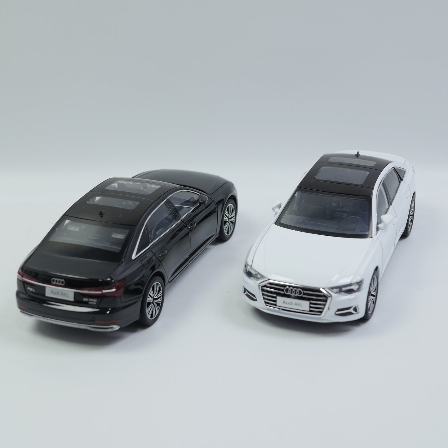1:24 Audi Musical Toy Car