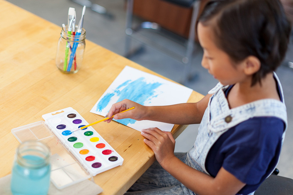 Crayola Washable Watercolors Paint Set - 16 Colors