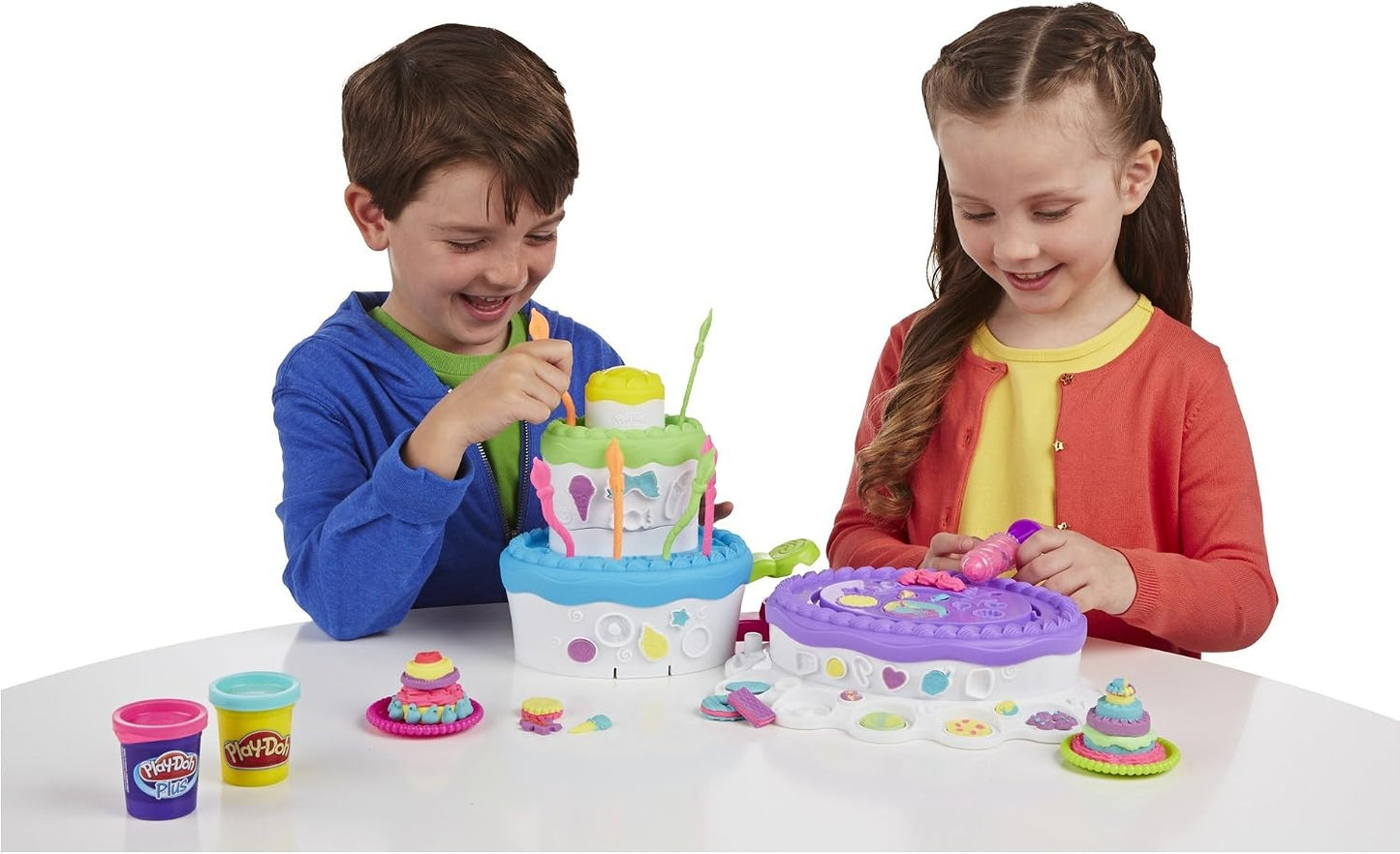 Hasbro Play-Doh Cake Mountain Playset