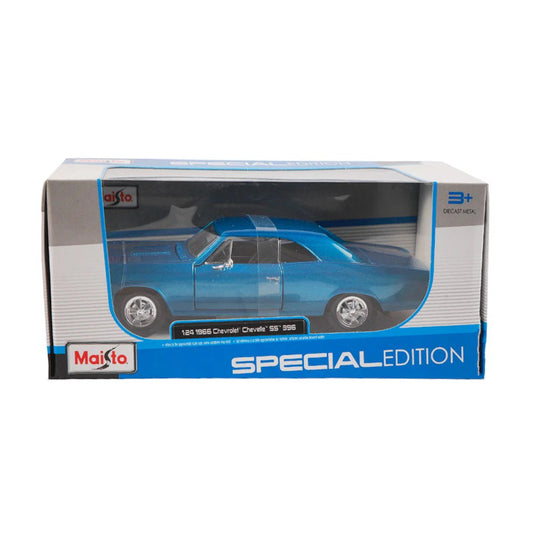 Maisto 1:24 1966 Chevrolet Chevelle SS 396 Die-Cast Model