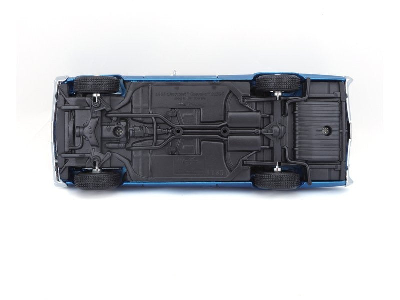 Maisto 1:24 1966 Chevrolet Chevelle SS 396 Die-Cast Model