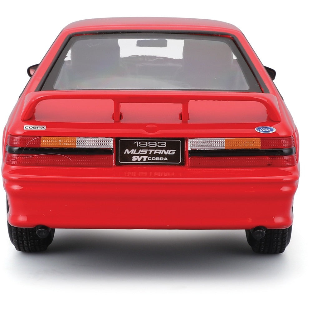 Maisto 1:24 1993 Ford Mustang SVT Cobra Die-Cast Model