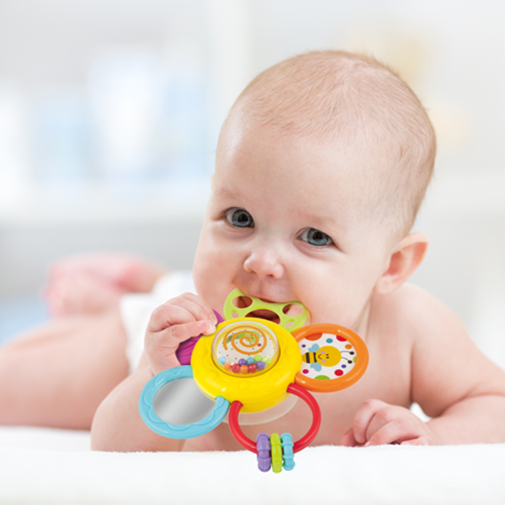 Winfun Daisy Spin Rattle N Teether