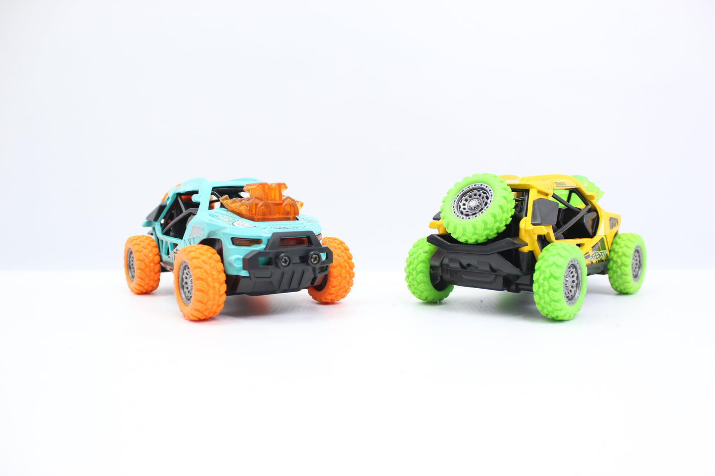 Yang Yang Vaporator 4x4 1:32 Musical Alloy Toy Car - Assorted Colors - Ages 3+